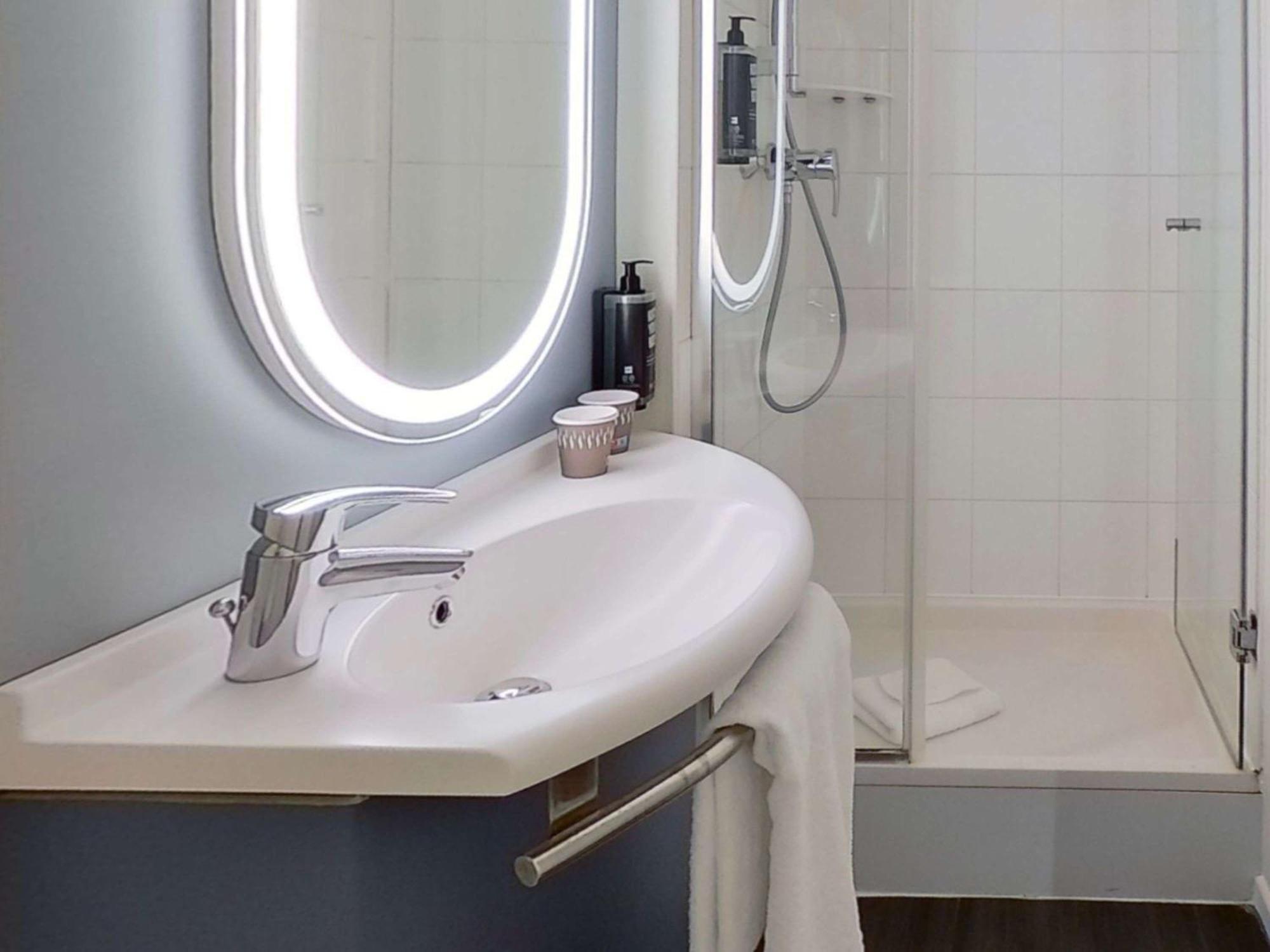Hotel Ibis Brancion Parc Des Expositions 15eme 3*