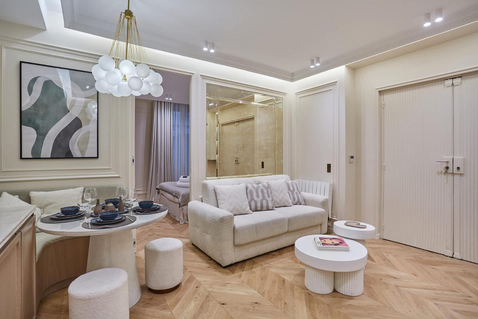 Apartment Sumptuous Opera Vendome By Studioprestige Paris
