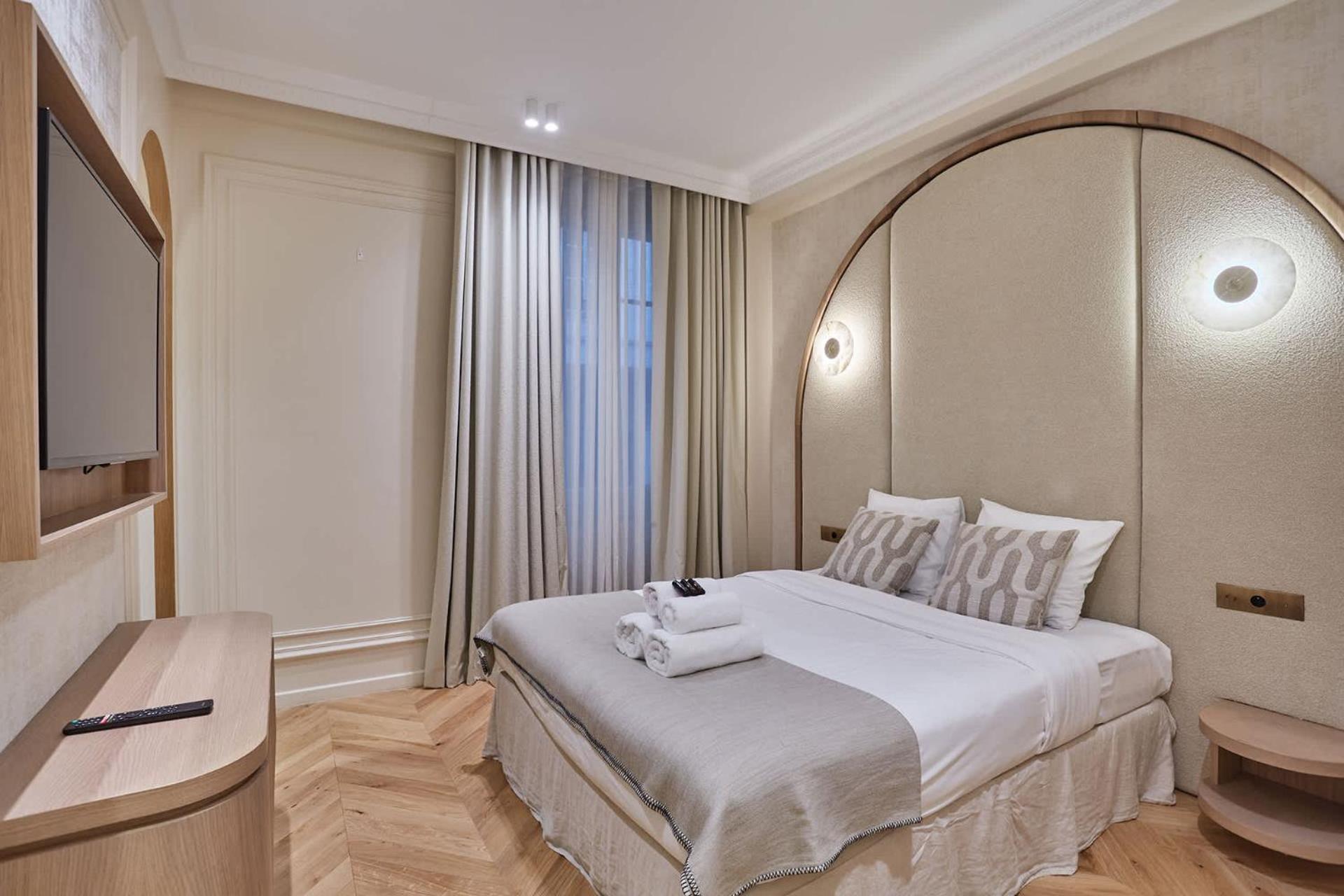 Sumptuous Opera Vendome By Studioprestige *