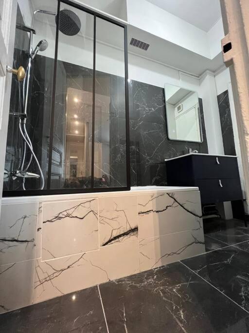 Cozy & Fully Equipped 5 Min Walk To Metro, Montparnasse Neighbourhood