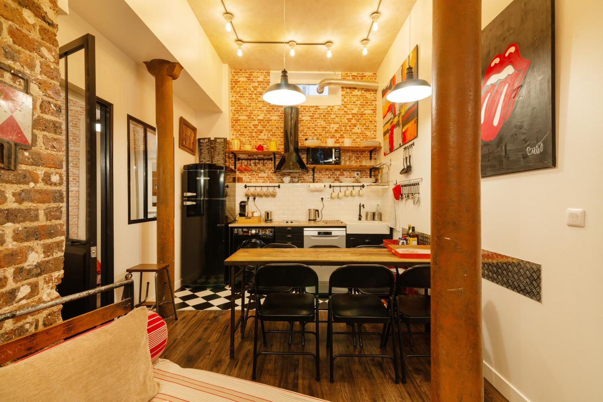 Montmartre Rue Des Martyrs Loft With Ac, 4-7 Peo Appartement Paris