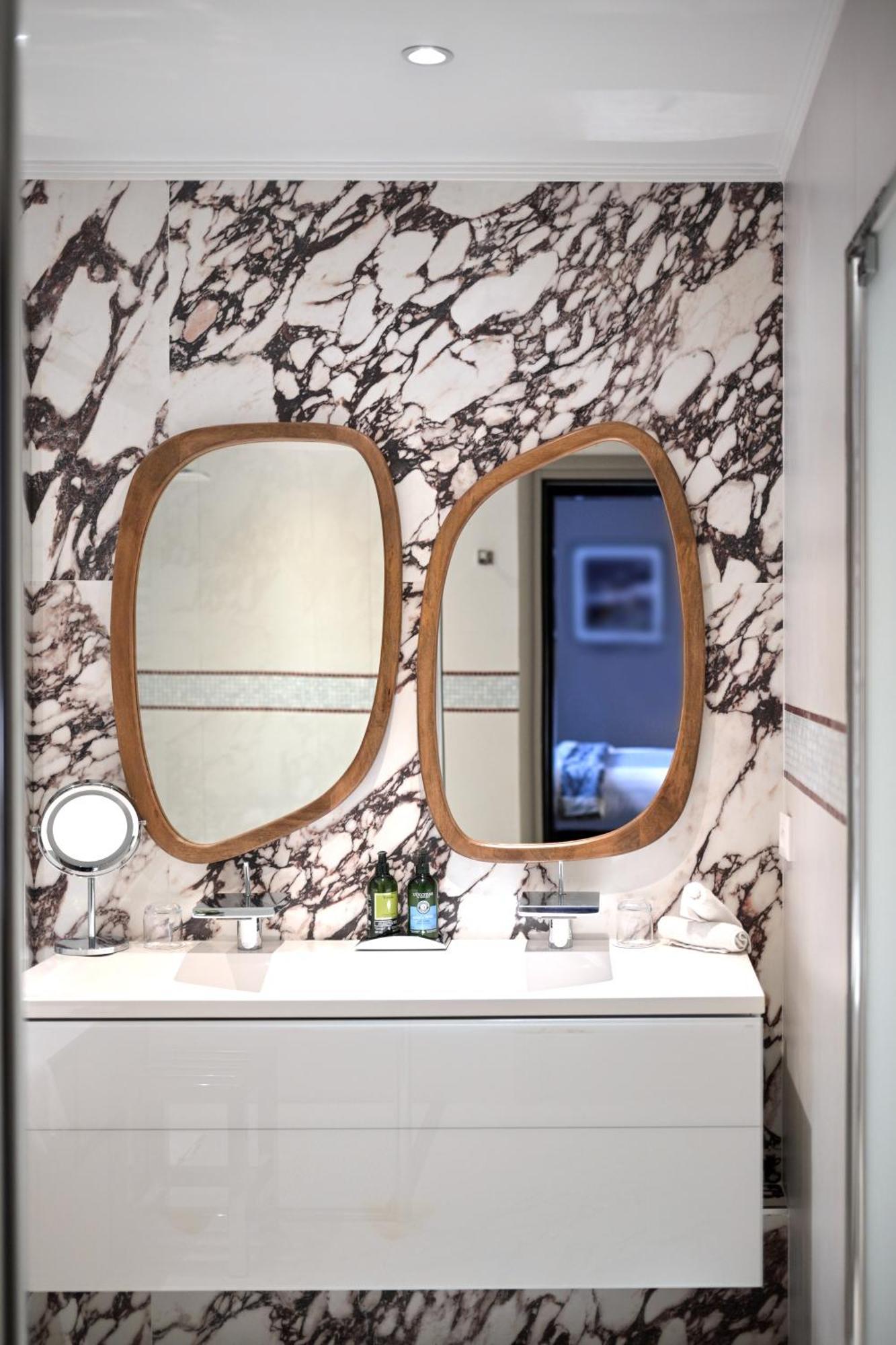 The One Alma Paris 5* Paris