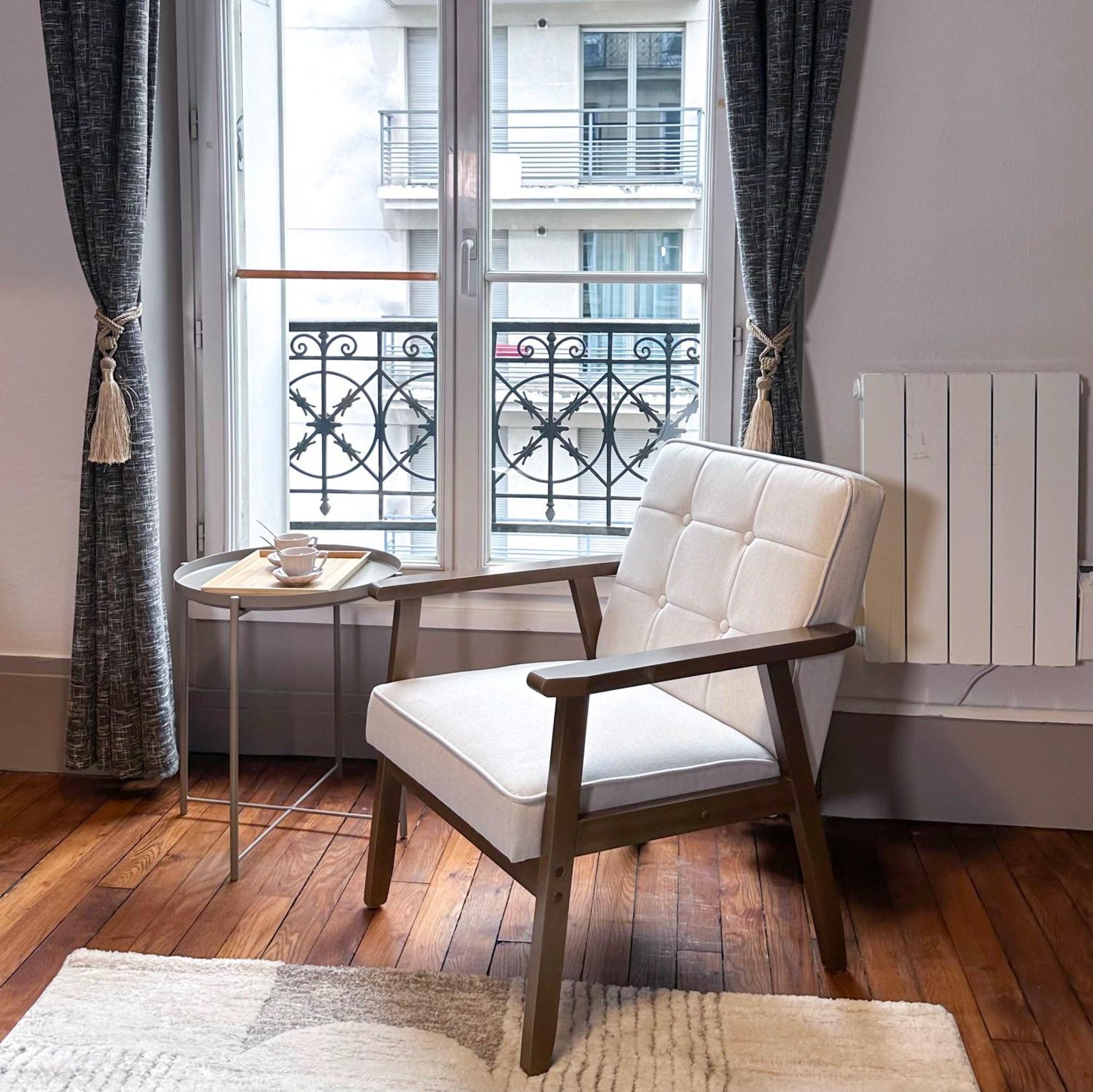 Apartment Charming Flat Near Eiffel Tower