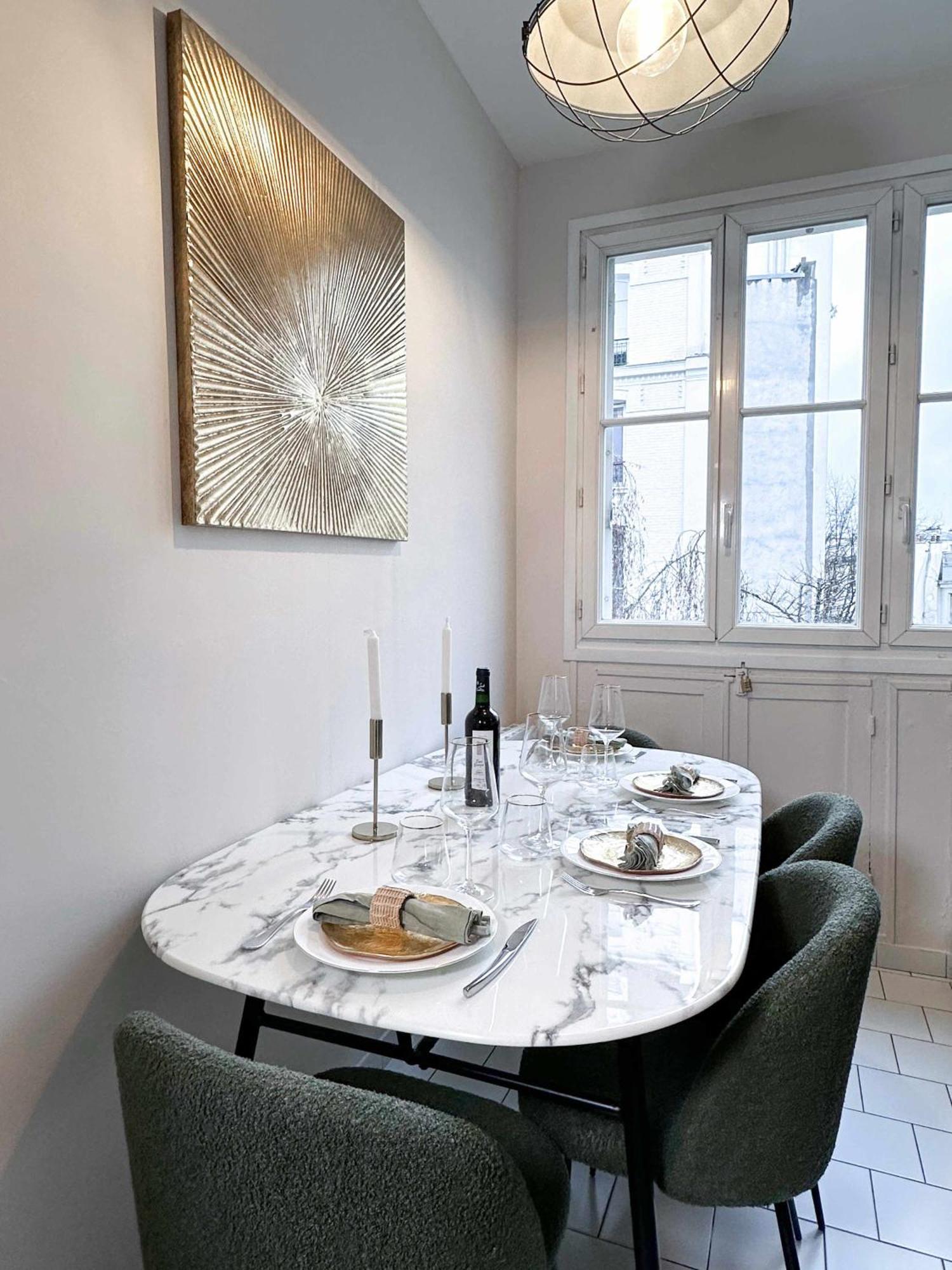 Charming Flat Near Eiffel Tower *