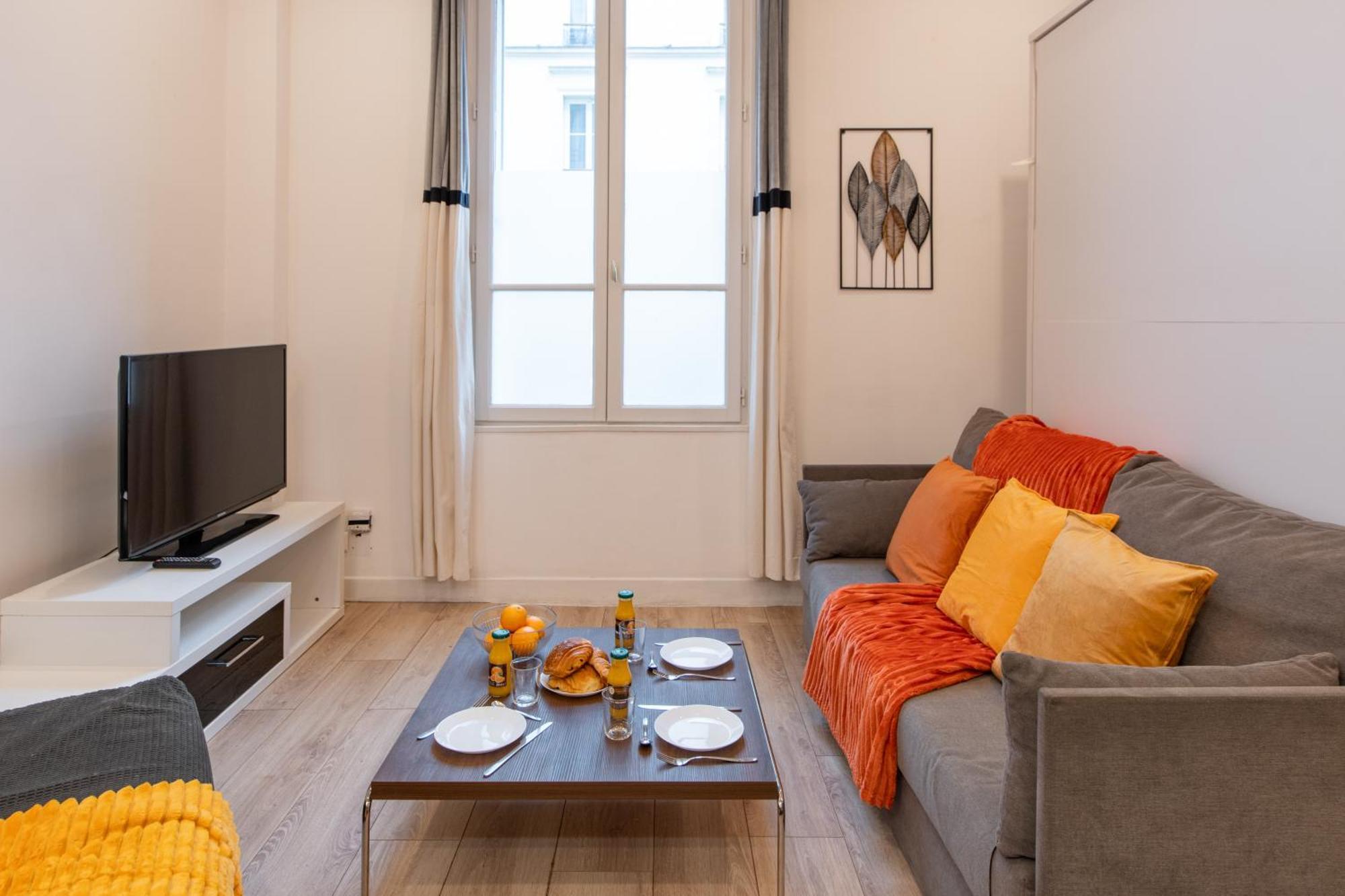 Apartment Cozy & Fully Equipped 5 Min Walk To Metro, Montparnasse Neighbourhood *