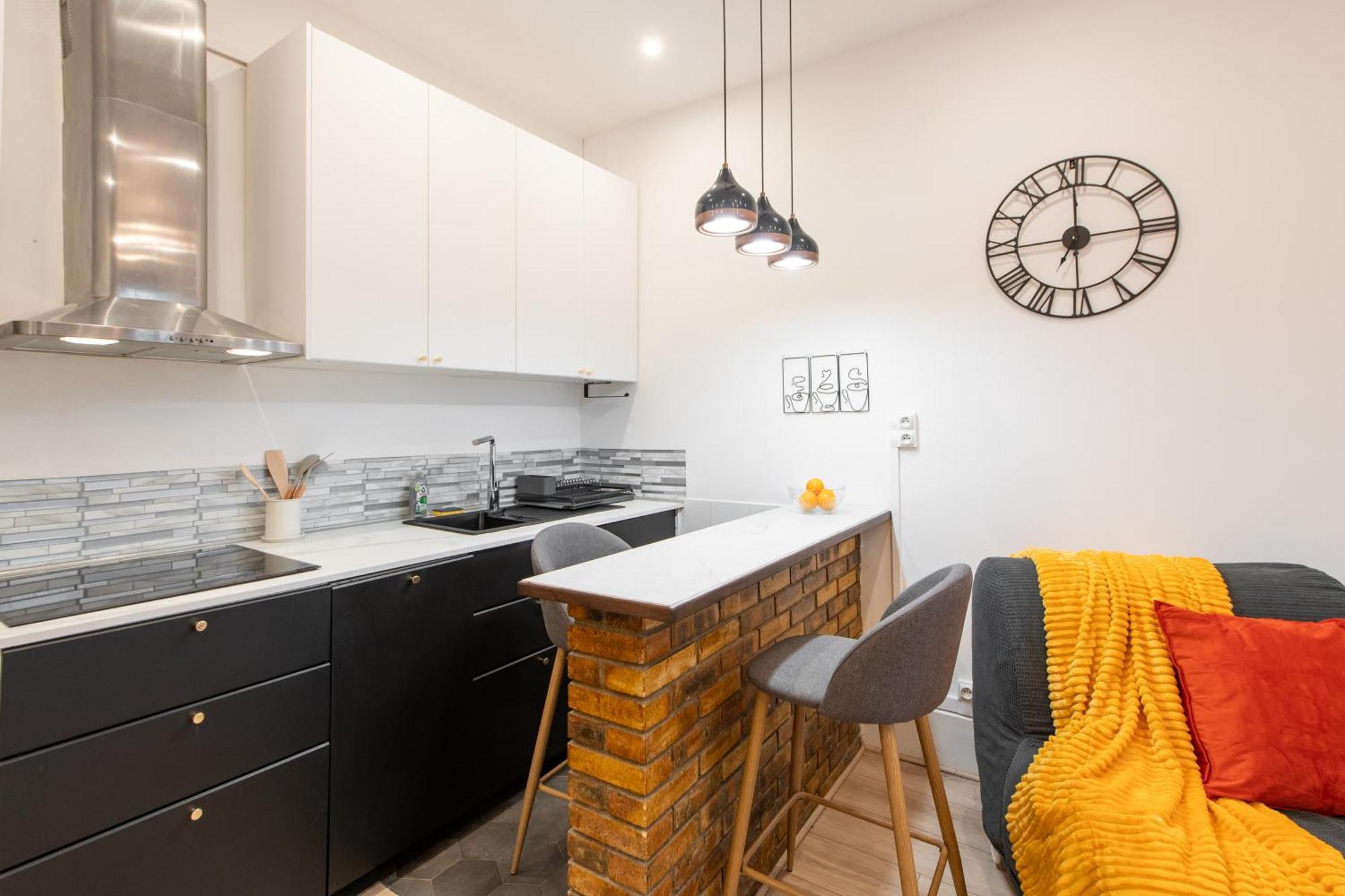 Apartment Cozy & Fully Equipped 5 Min Walk To Metro, Montparnasse Neighbourhood