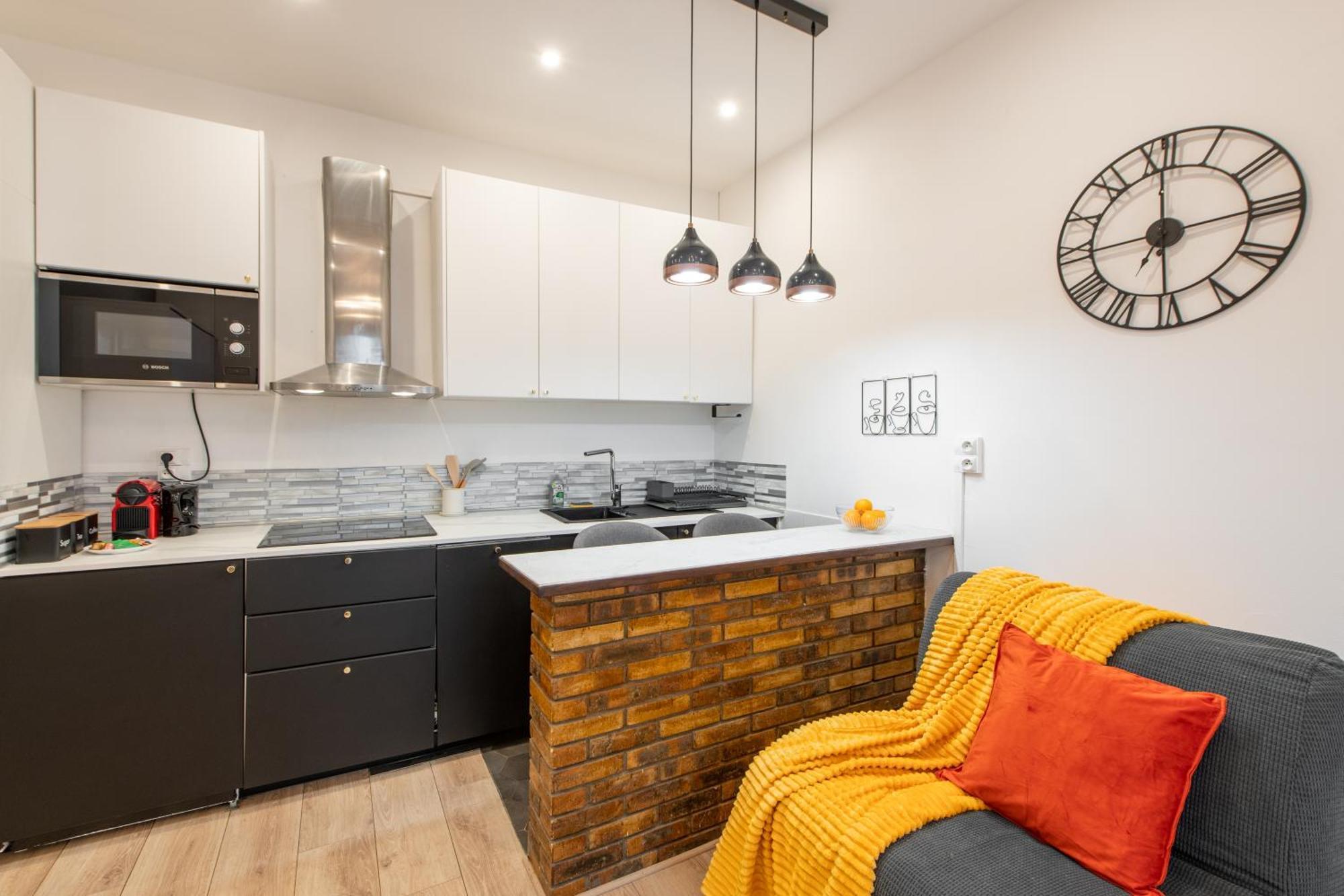 Cozy & Fully Equipped 5 Min Walk To Metro, Montparnasse Neighbourhood Apartment Paris