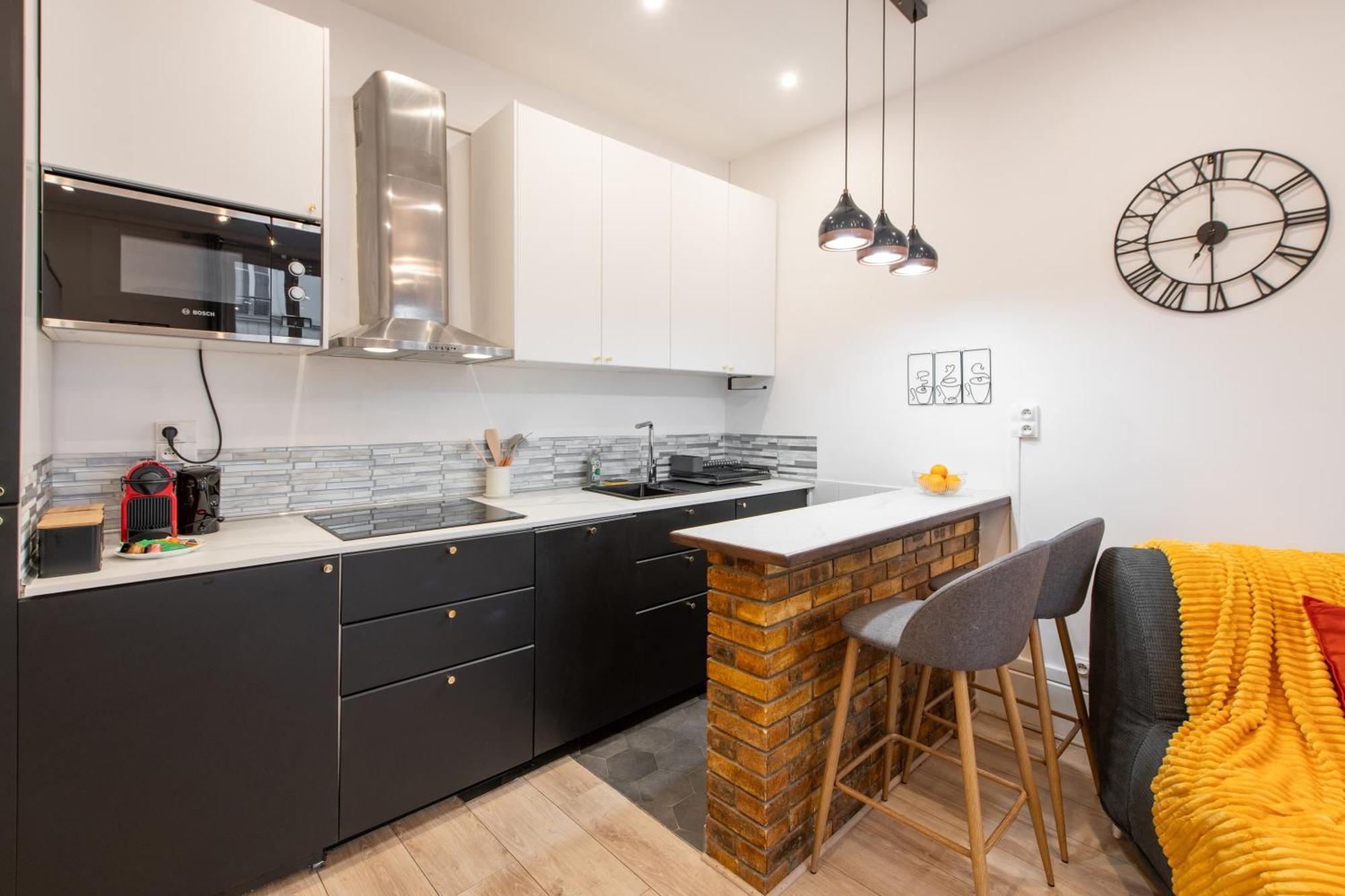 Cozy & Fully Equipped 5 Min Walk To Metro, Montparnasse Neighbourhood * Paris