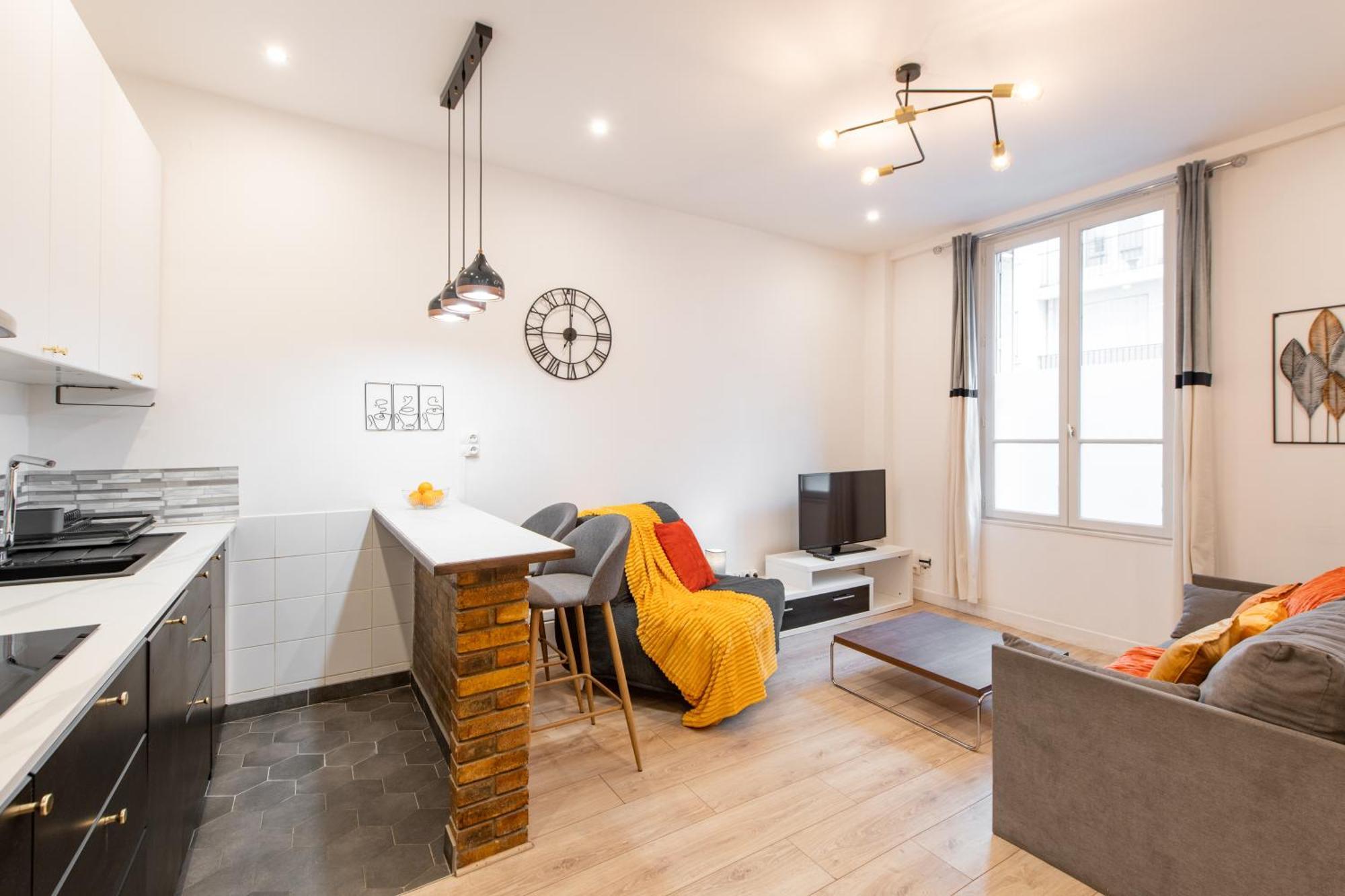 Cozy & Fully Equipped 5 Min Walk To Metro, Montparnasse Neighbourhood Apartment Paris
