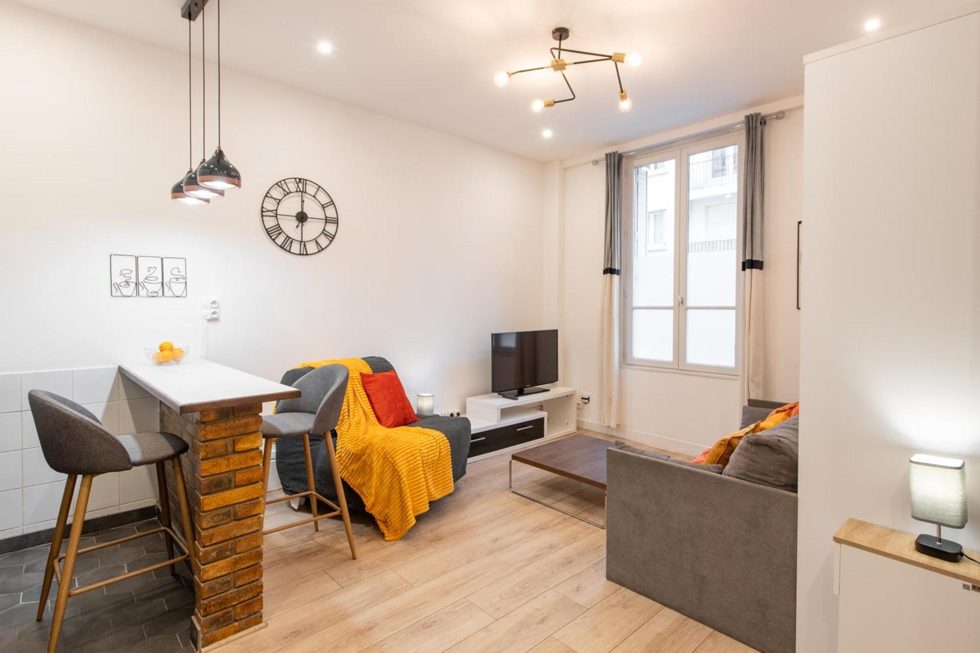 Apartment Cozy & Fully Equipped 5 Min Walk To Metro, Montparnasse Neighbourhood