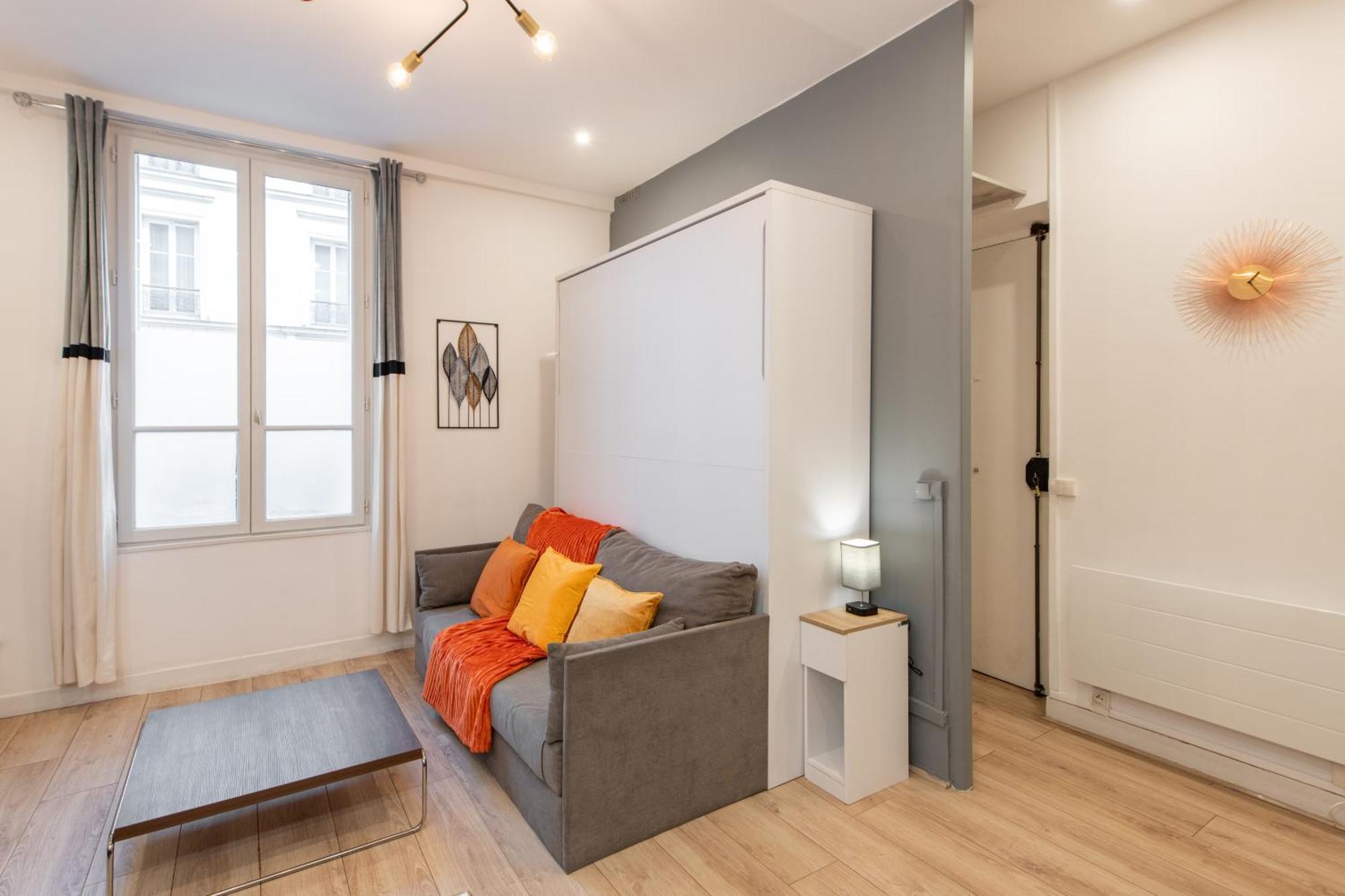 Cozy & Fully Equipped 5 Min Walk To Metro, Montparnasse Neighbourhood