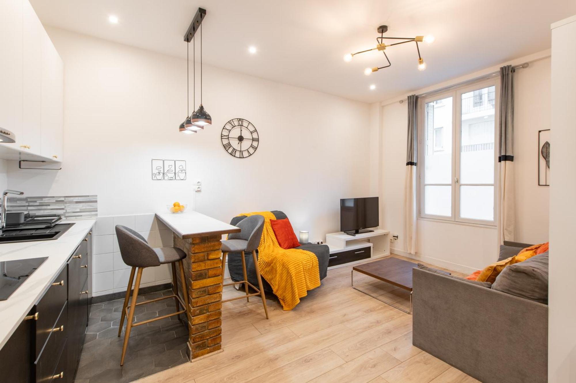 Cozy & Fully Equipped 5 Min Walk To Metro, Montparnasse Neighbourhood * Paris