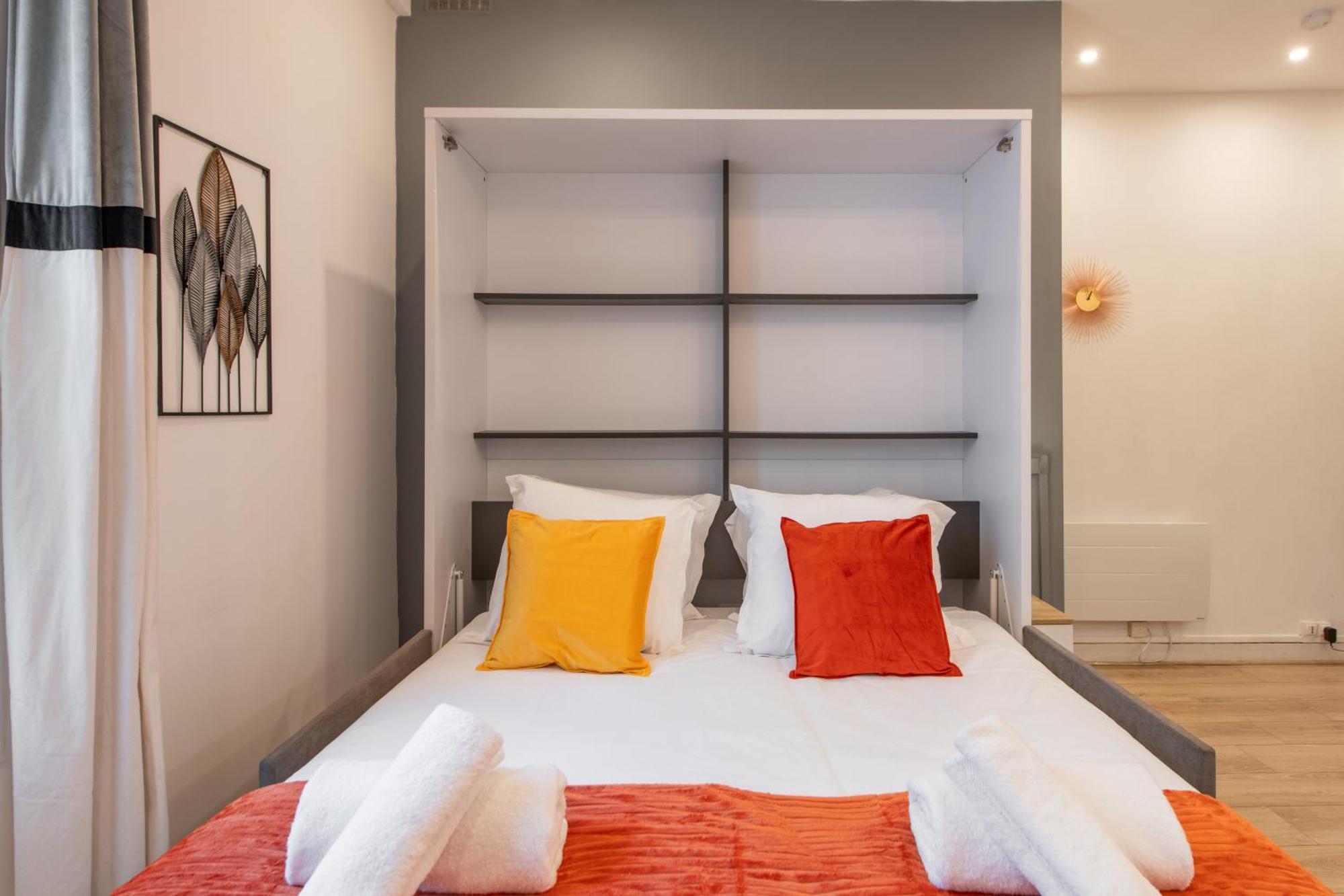Apartment Cozy & Fully Equipped 5 Min Walk To Metro, Montparnasse Neighbourhood