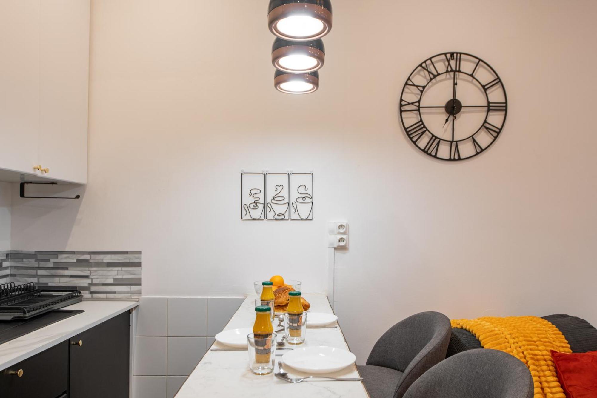 Cozy & Fully Equipped 5 Min Walk To Metro, Montparnasse Neighbourhood *