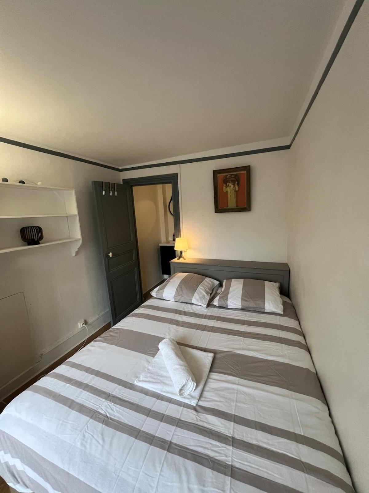 Proche Champs Elysee 8e Apartment *