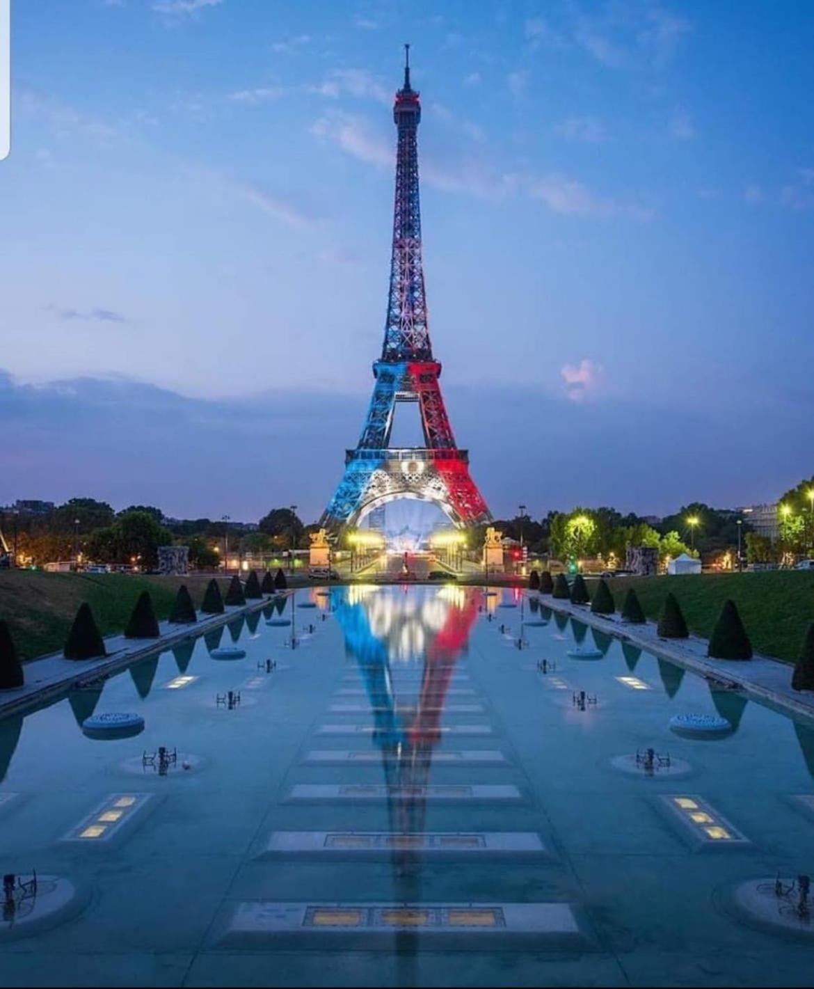 Proche Champs Elysee 8e * Paris