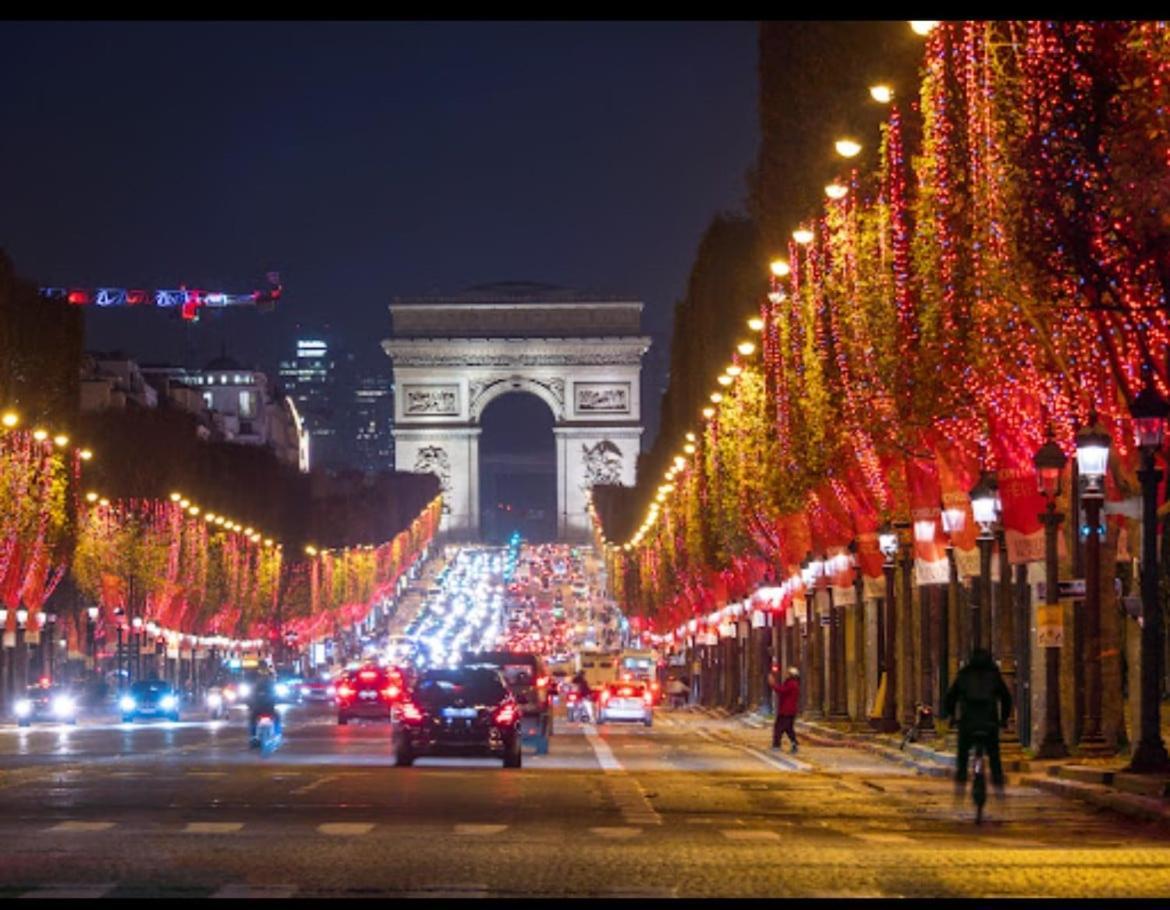 Apartment Proche Champs Elysee 8e Paris
