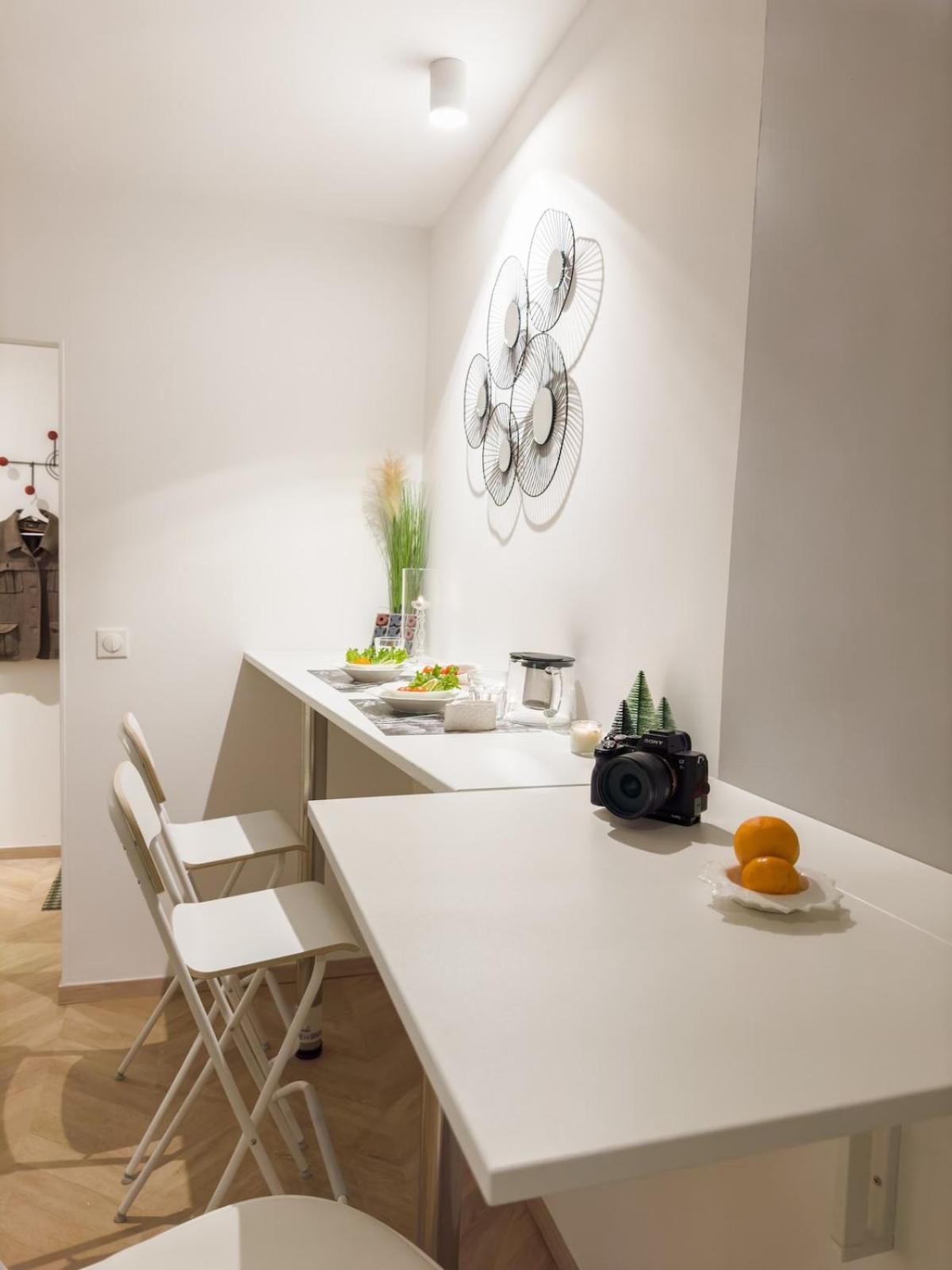 Apartment - Chic - Calm - Designed - Paris