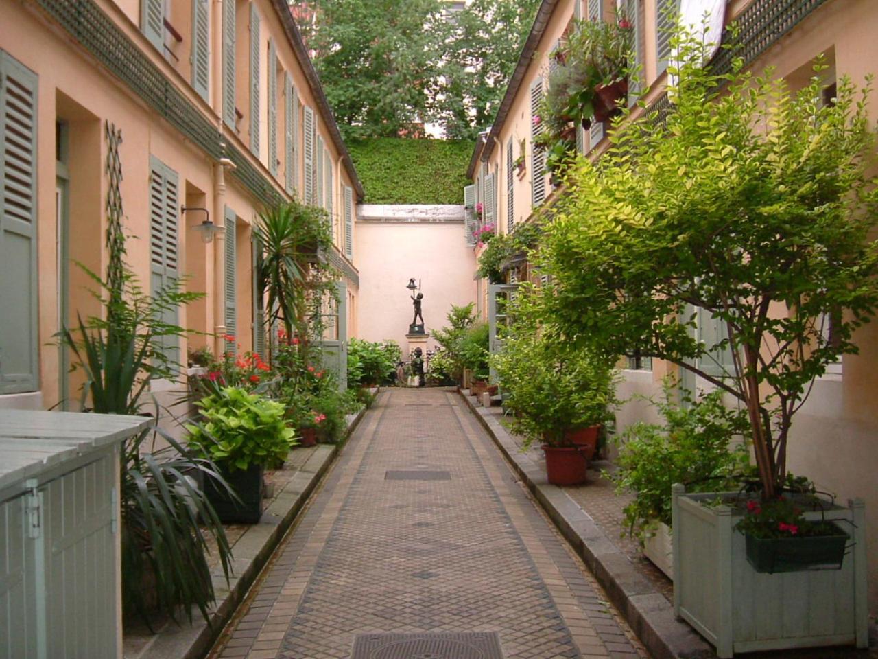 Dupleix 75m2 Sur Cour Arboree Apartment Paris