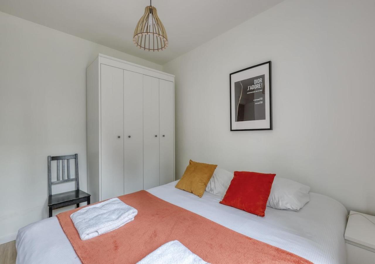 Splendid 2bdrs Flat With Balcony-paris 15 - Mid T Apartment *