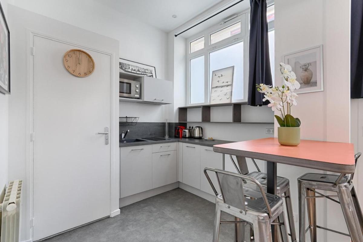 Charming 1br In Batignolles *