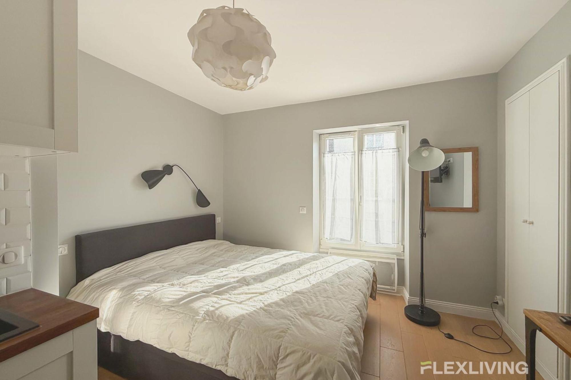Chabrol - Beautiful Bright And Fully Equipped T1 Apartamento