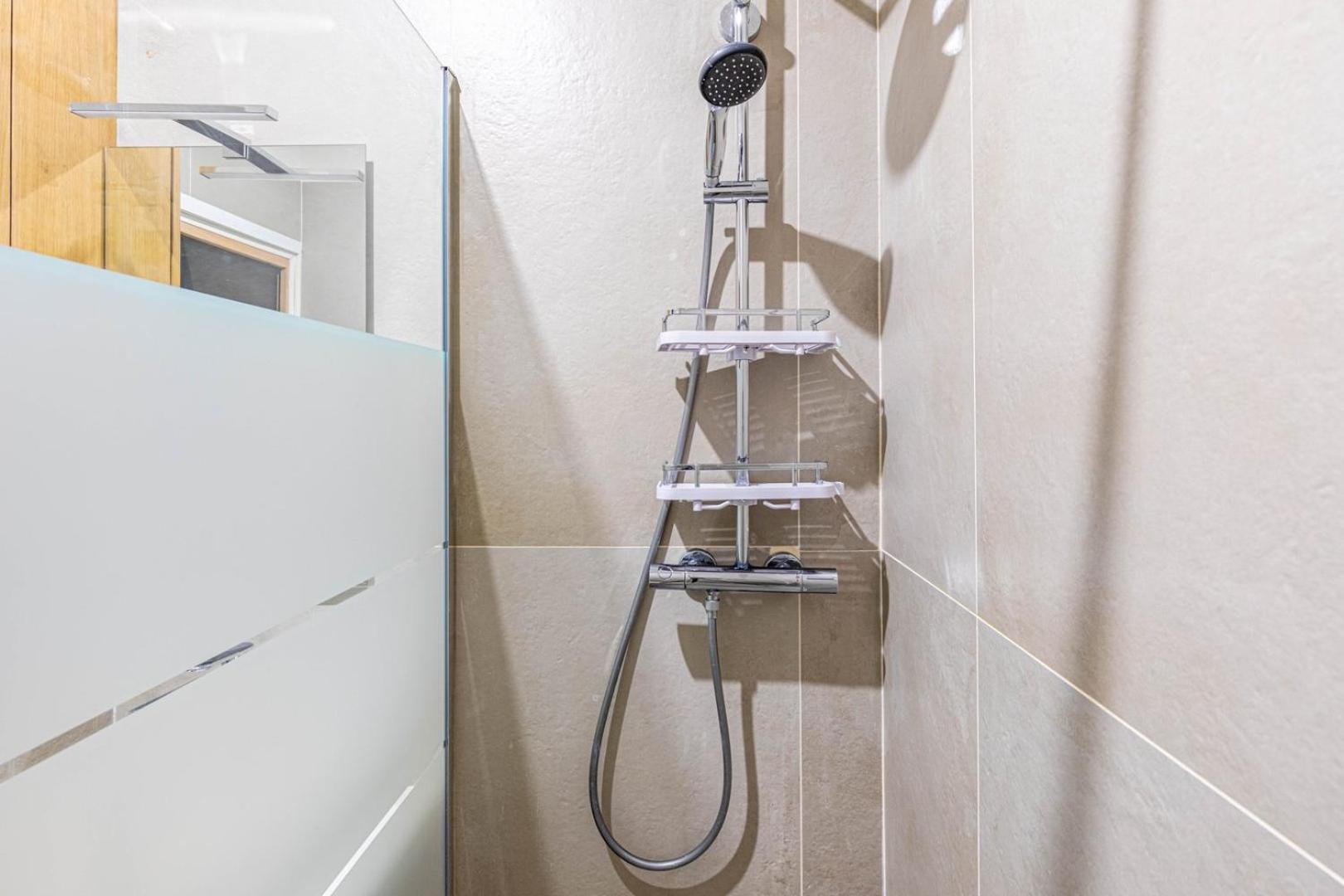 Guestready - Tranquil Gem, Steps From The Metro * Paris