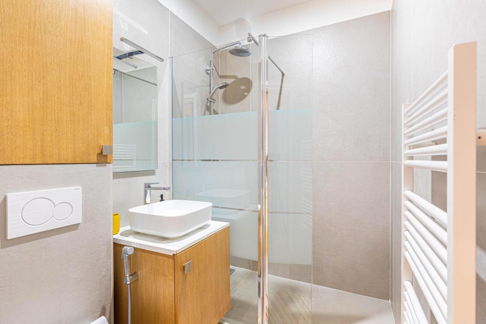 Apartment Guestready - Tranquil Gem, Steps From The Metro