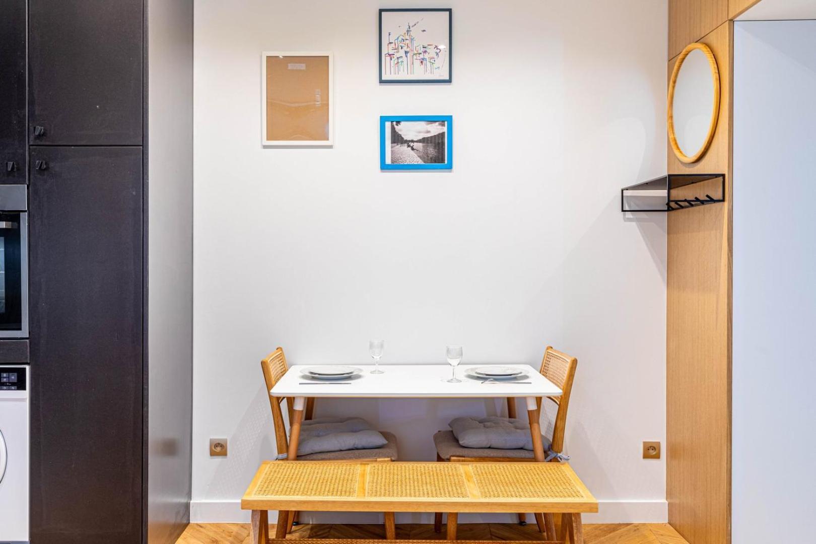 Guestready - Tranquil Gem, Steps From The Metro Apartment *