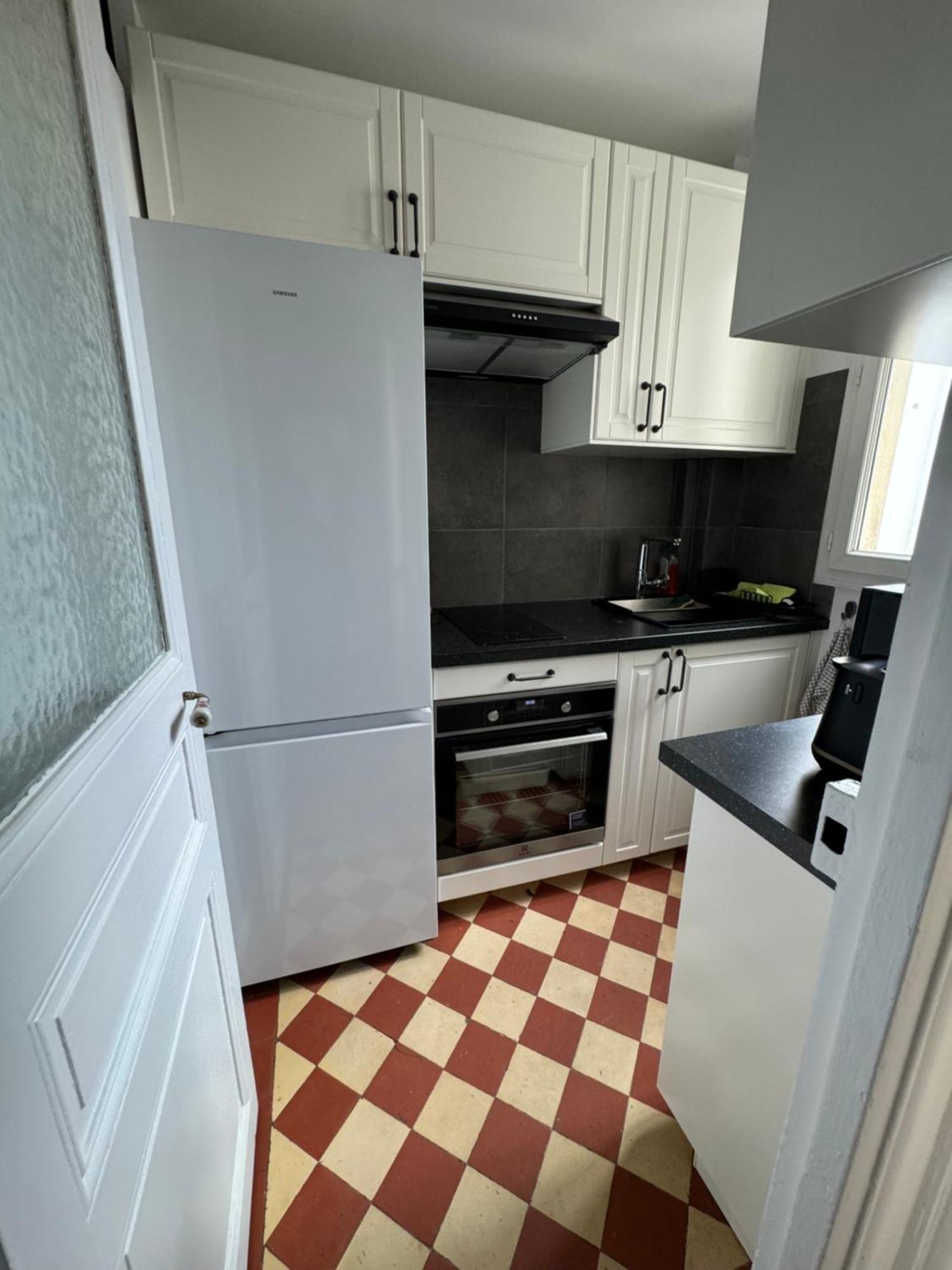Superbe 2p Renove A Neuf, 15, Proche De Apartment Paris