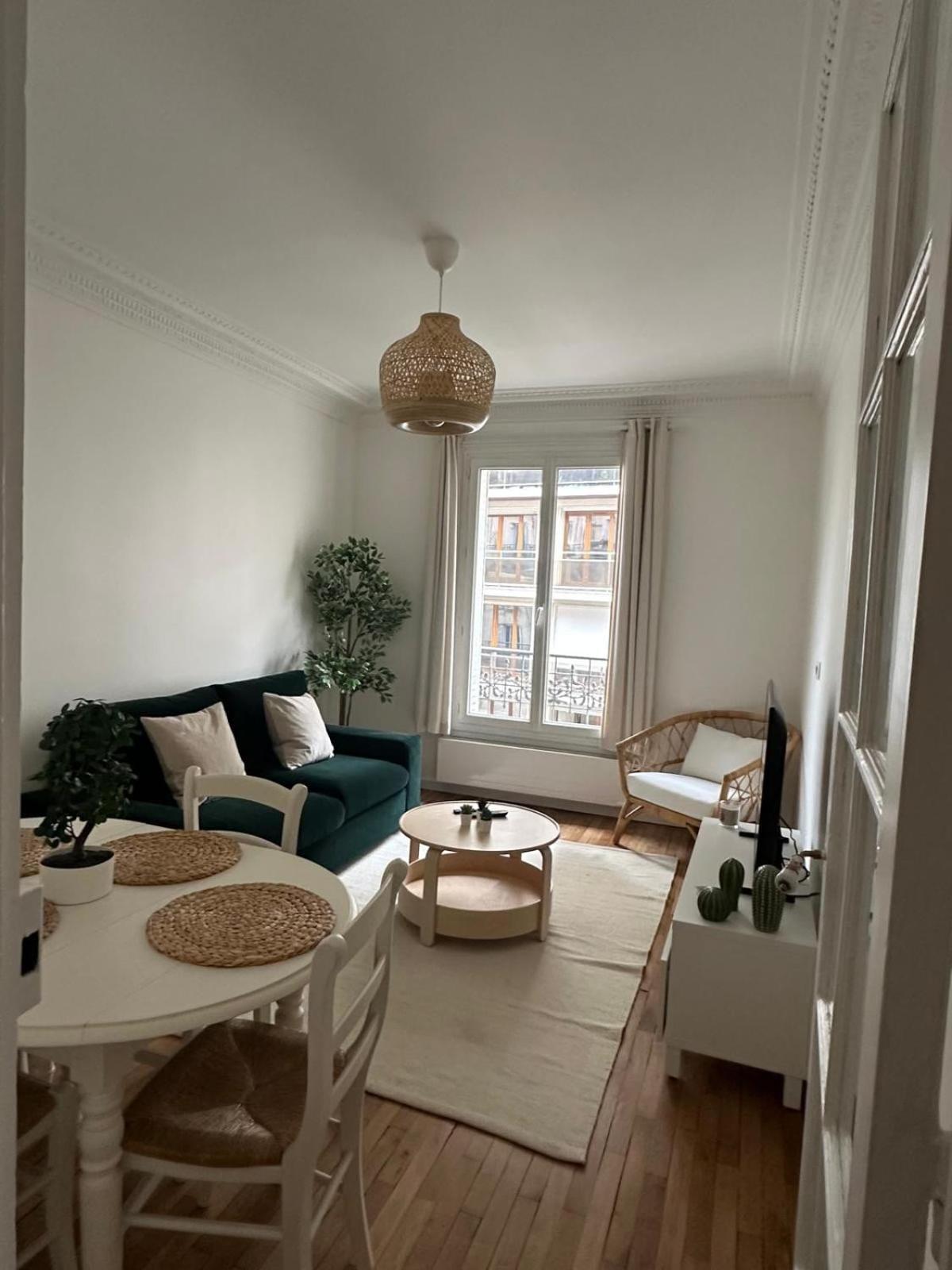 Superbe 2p Renove A Neuf, 15, Proche De Apartment *