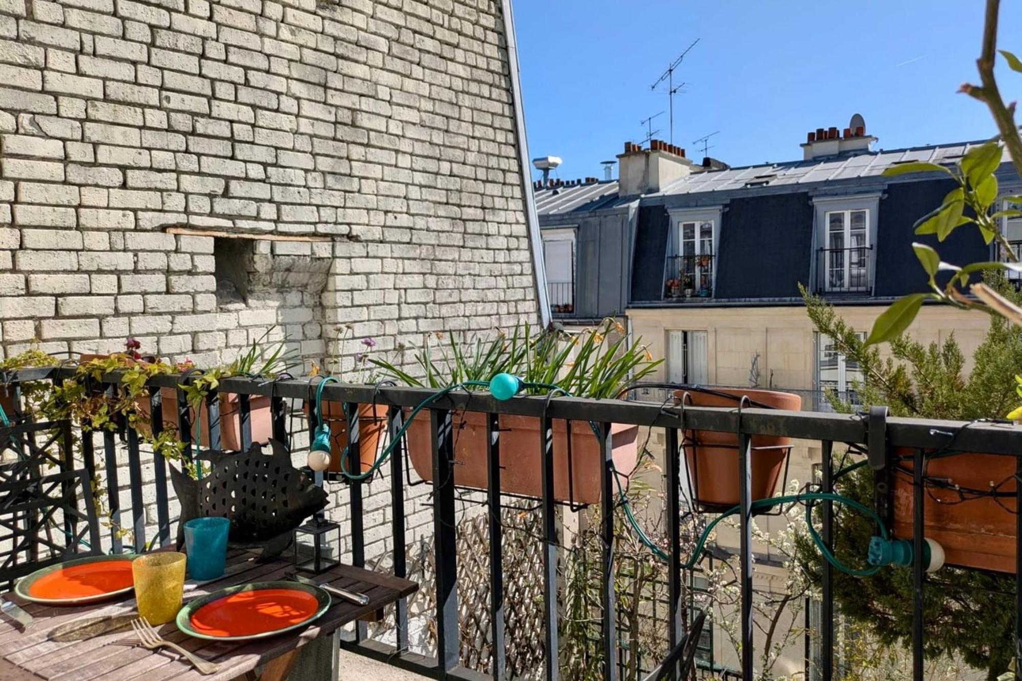 Pretty T3 With Balcony Near Buttes-chaumont Apartment