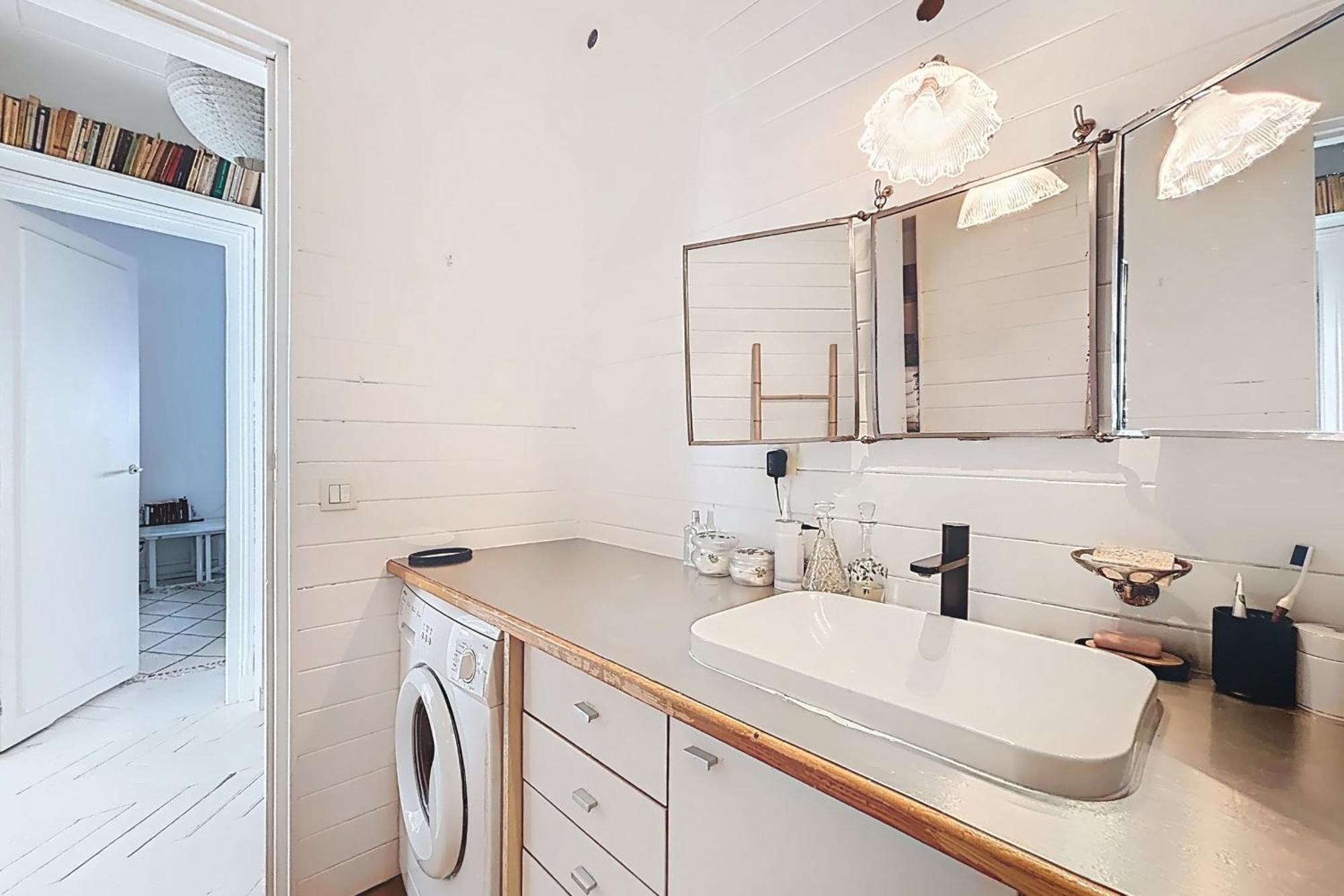 Spacious Near Bastille & Le Marais Apartment *