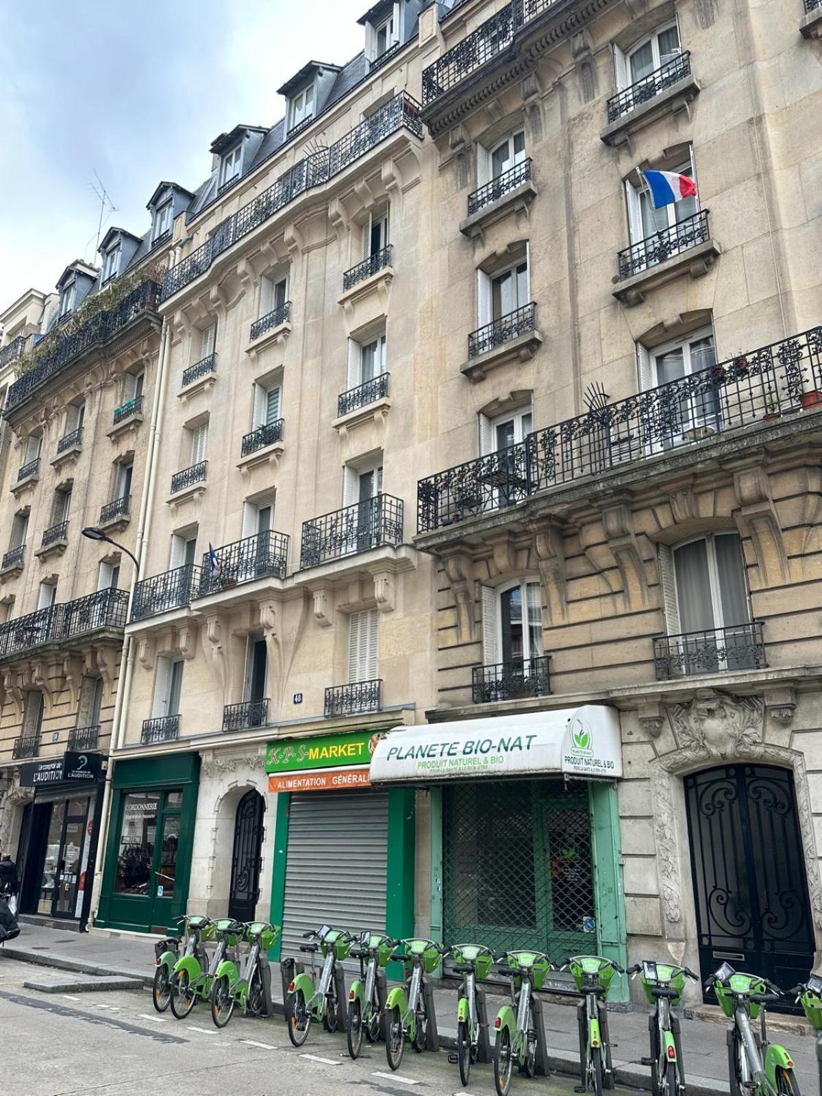 Apartment Superbe 2p Renove A Neuf, 15, Proche De Paris