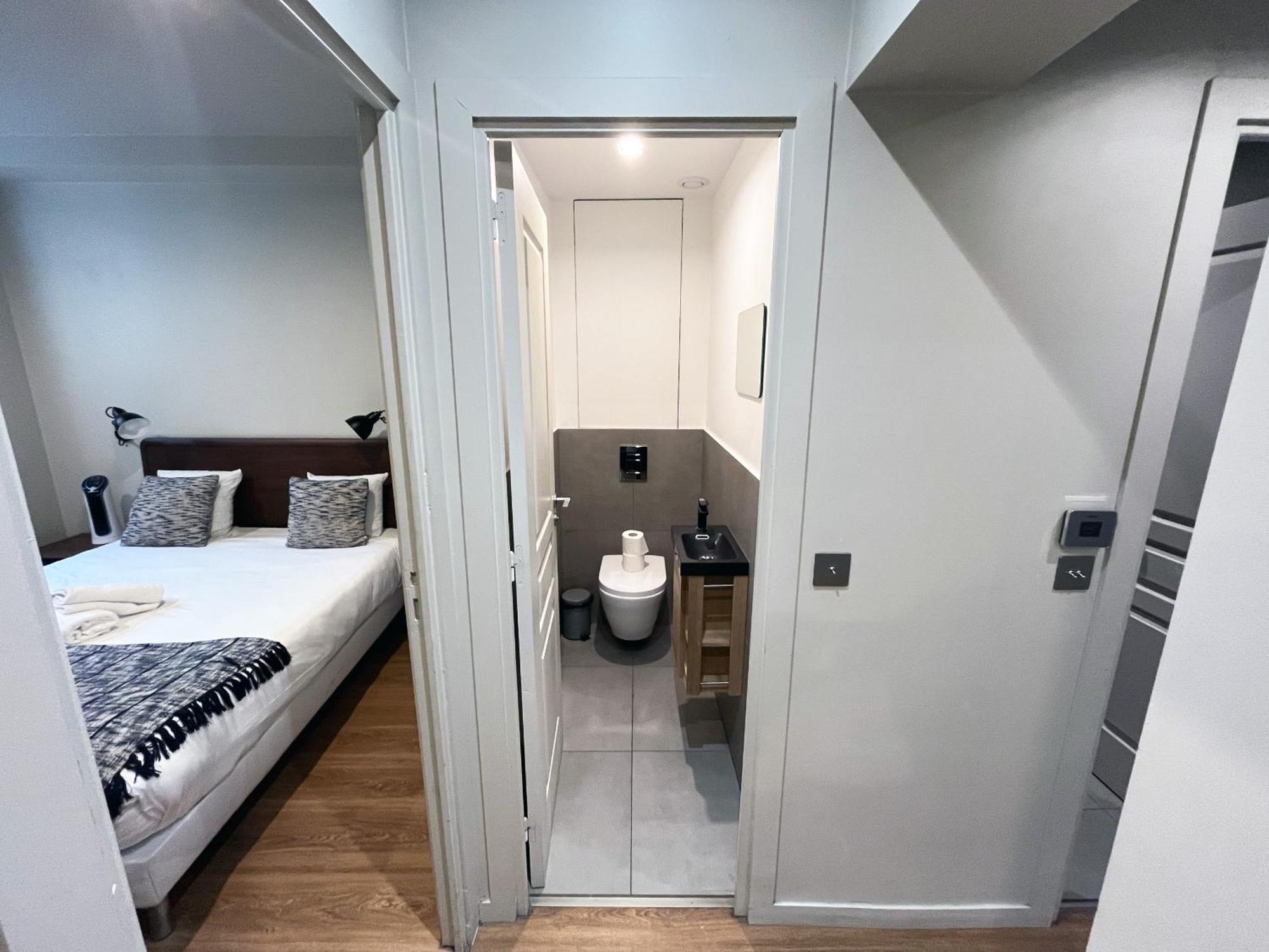 Urban Flat 78 - 3 Bedroom Republique Appartement Paris