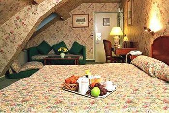 Elysees Hotel