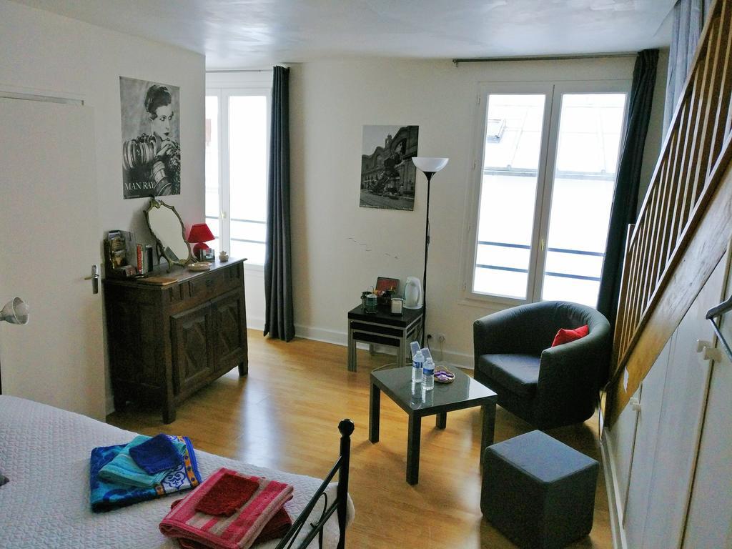 Acomodação com café da manhã  D'hote Des Artistes Paris