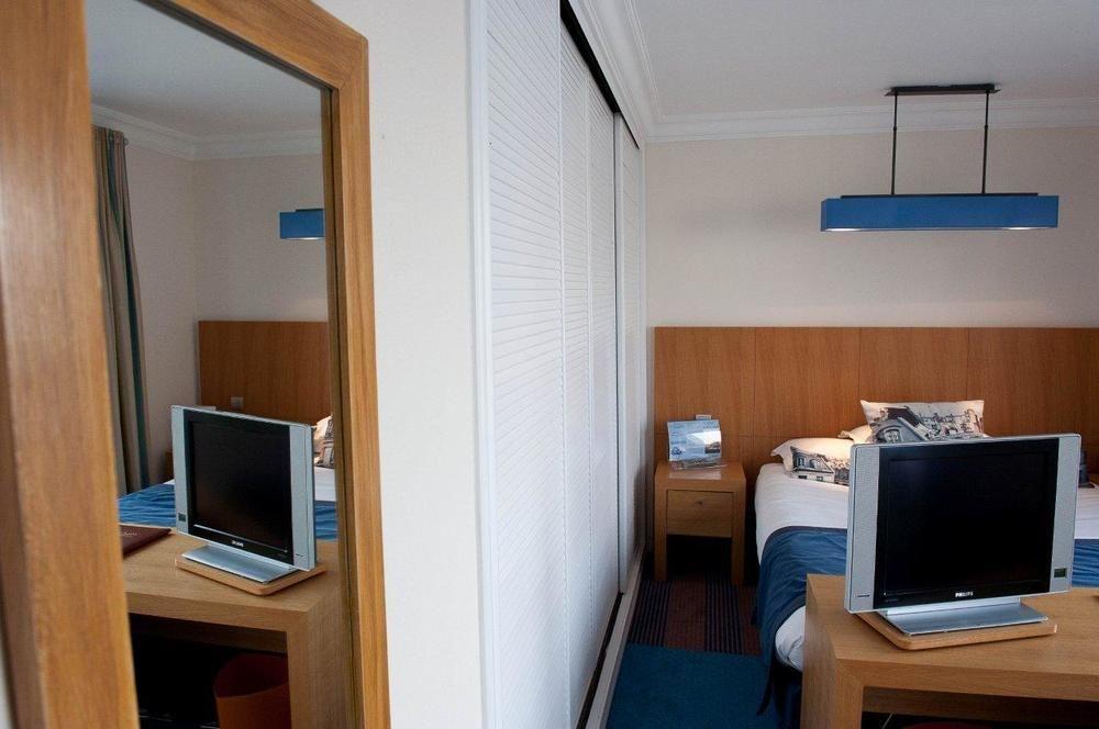 Westside Arc De Triomphe 4* Paris