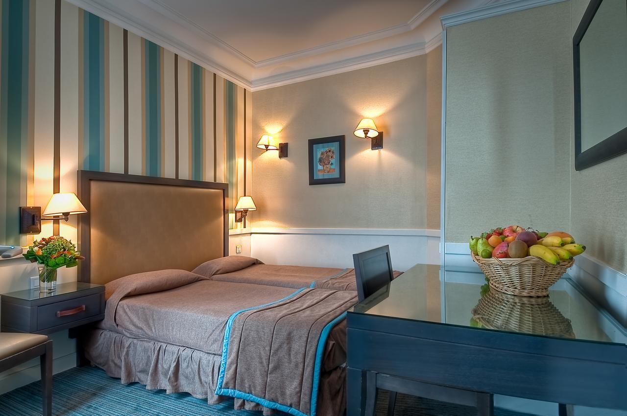 Elysees 3* Paris