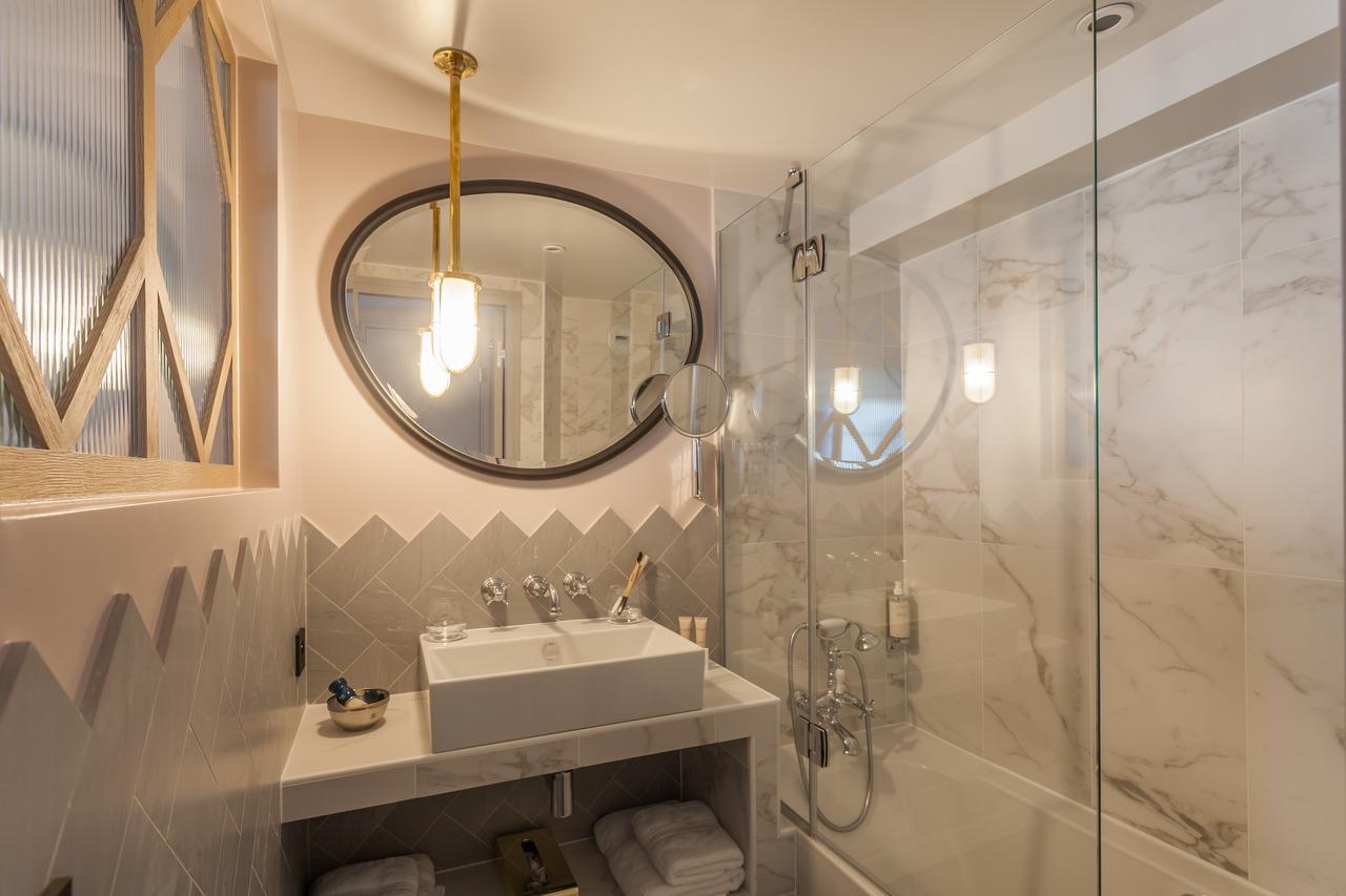 Handsome Hotel Paris