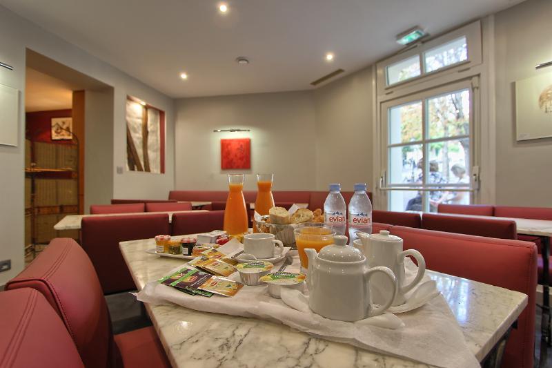 Timhotel Montmartre Hotel Paris