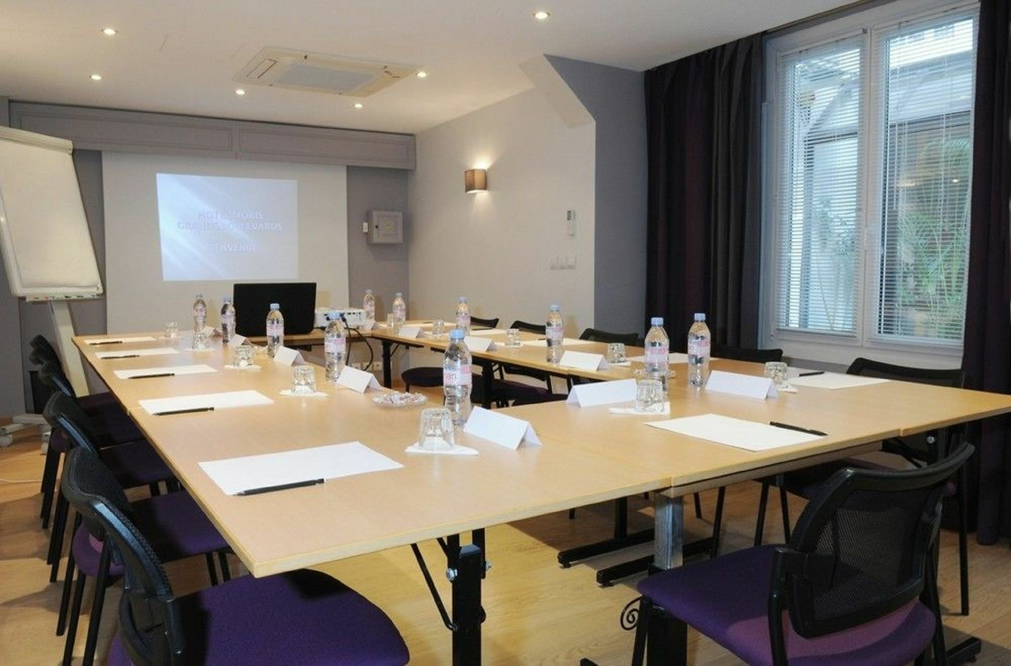 Hotel Moris Grands Boulevards 3*