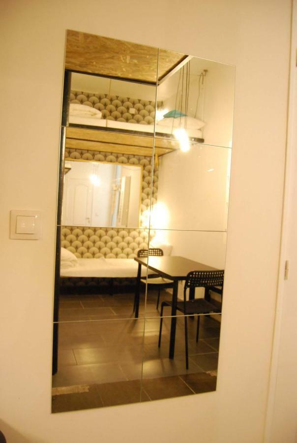 20m² District Of Batignolles