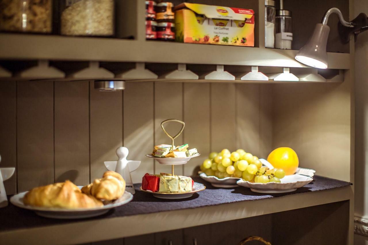 Acomodação com café da manhã  La Maison Gobert Particulier 3*