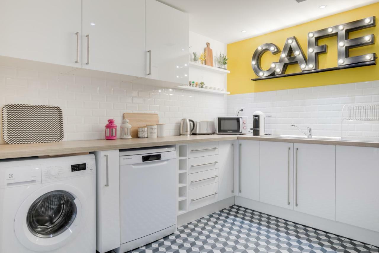 Loft Design For 8 People In Heart Of * Paris