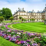 Exceptionnelle maison de ville ✧Cour privée ✧Métro
