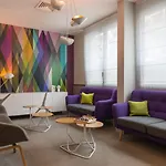 Hotel Paris Louis Blanc