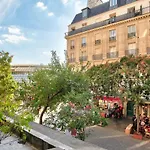 Appartement Quartier Chatelet Les Halles