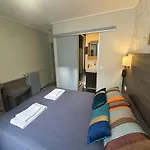 Hotel Savoy