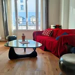 Quiet And Very Central Apartment